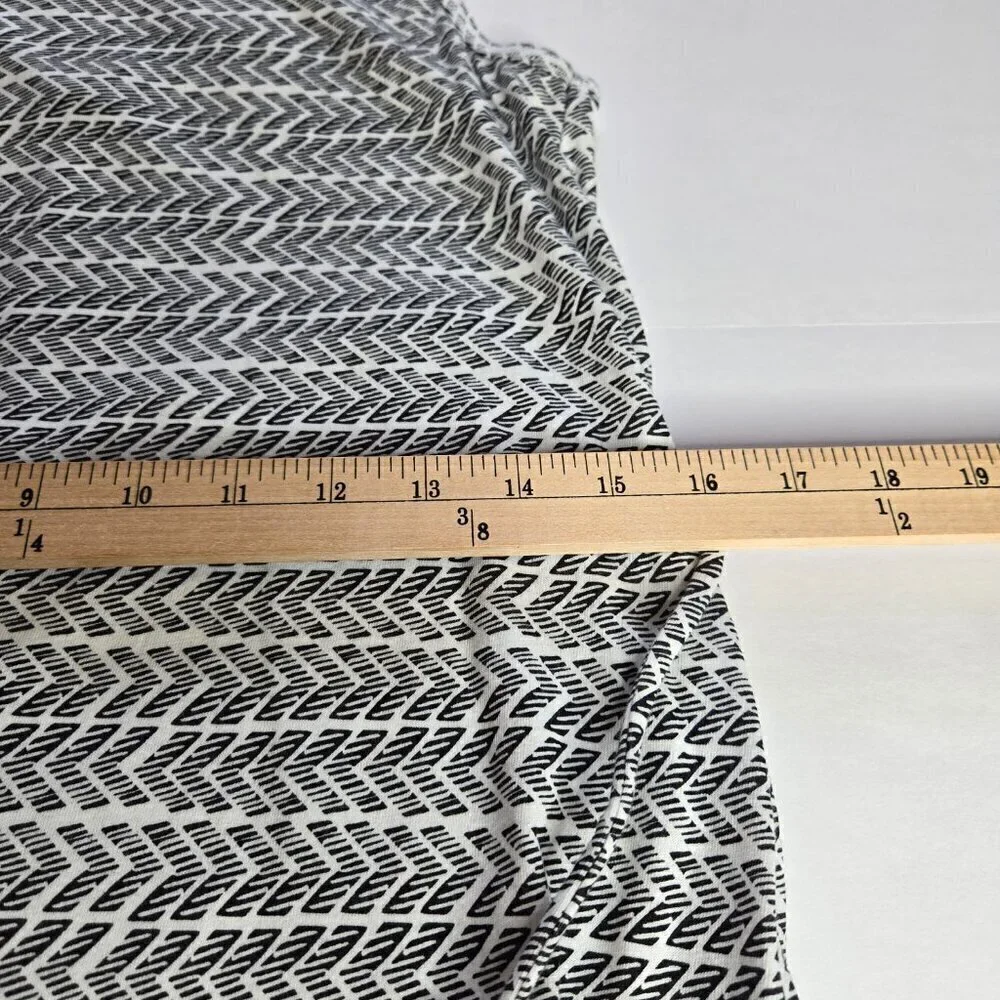 Circo Girls Black and White Sleeveless Arrow Print Maxi Dress Size XL 14/16